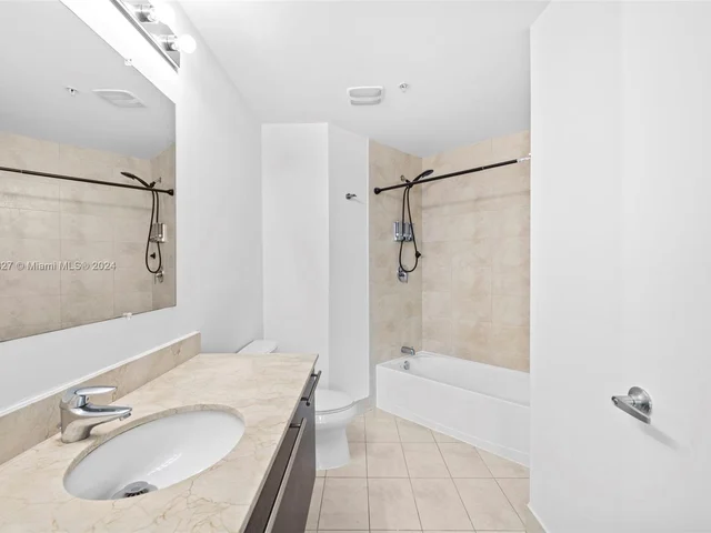 1900 N Bayshore Dr # 1918, Miami FL 33132