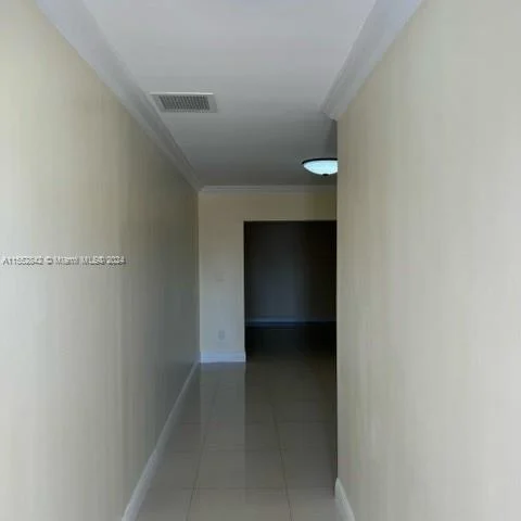 18230 NW 86th Ave, Hialeah FL 33015