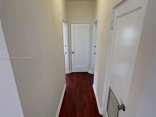 695 NE 81st St # 1, Miami FL 33138