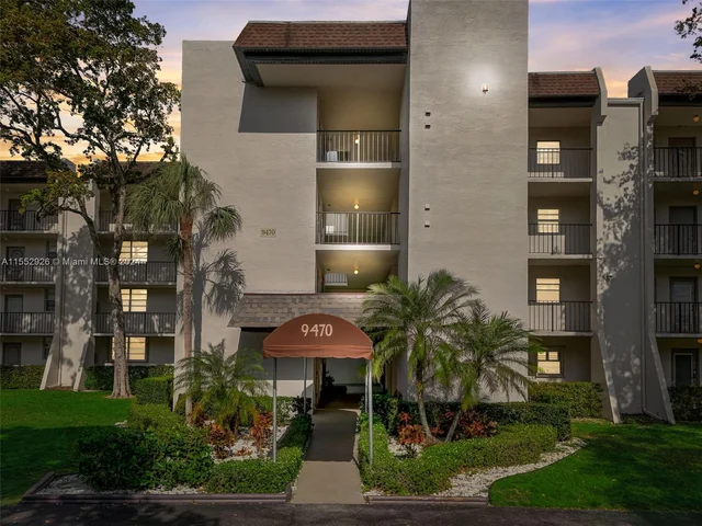9470 Poinciana Place # 104, Davie FL 33324