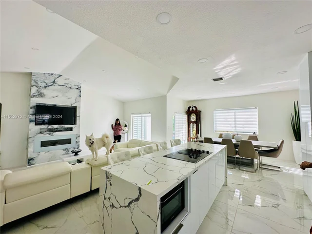 14532 SW 160th Ct, Miami FL 33196