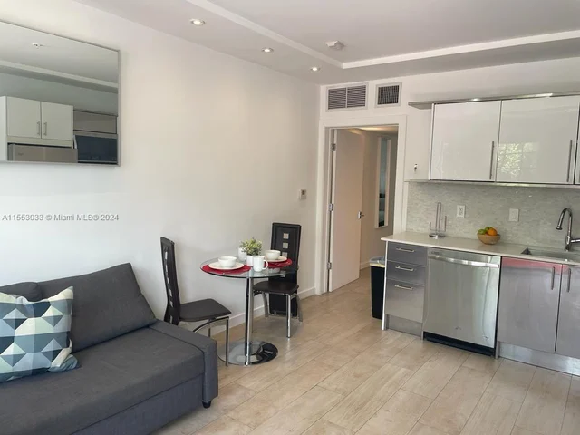 700 16th St # 107, Miami Beach FL 33139