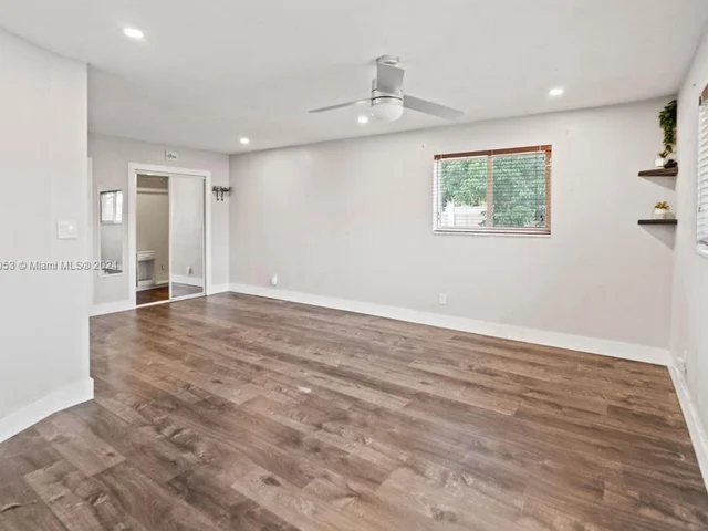 4861 NW 7th St # 0, Plantation FL 33317