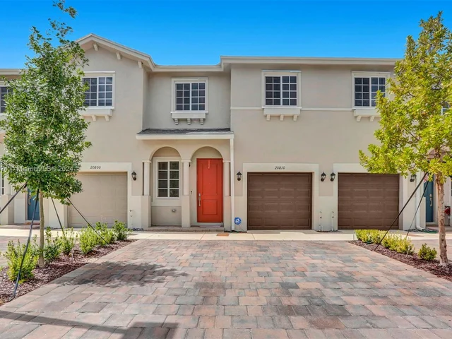 20810 NW 14th Ct, Miami Gardens FL 33169