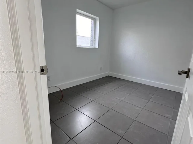 7824 NW 5th Ct # 12, Miami FL 33150