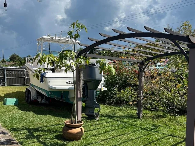 30350 SW 156th Ave, Homestead FL 33033