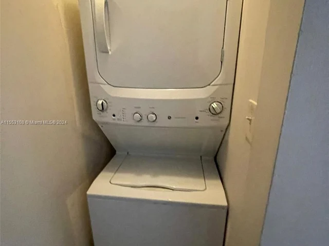 540 S Park Rd # 9, Hollywood FL 33021