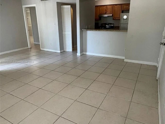 540 S Park Rd # 9, Hollywood FL 33021