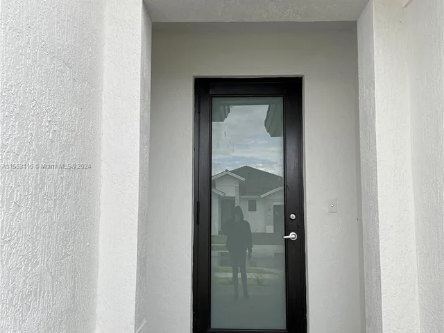 14548 SW 23rd Ter, Miami FL 33175