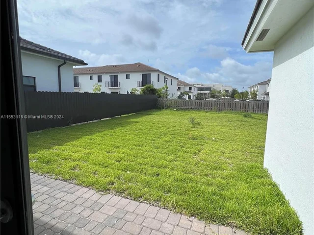 14548 SW 23rd Ter, Miami FL 33175