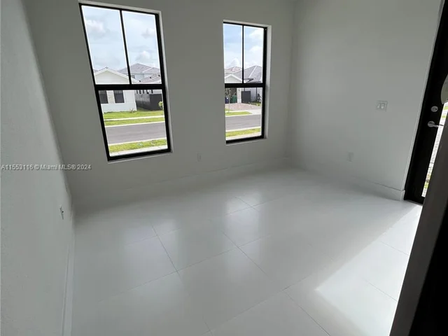 14548 SW 23rd Ter, Miami FL 33175