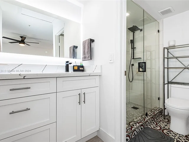 2981 NE 185th St # 1805, Aventura FL 33180