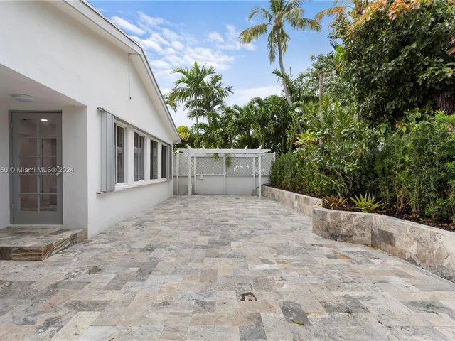 9073 Dickens Ave, Surfside FL 33154