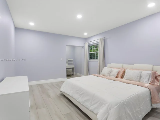 9073 Dickens Ave, Surfside FL 33154