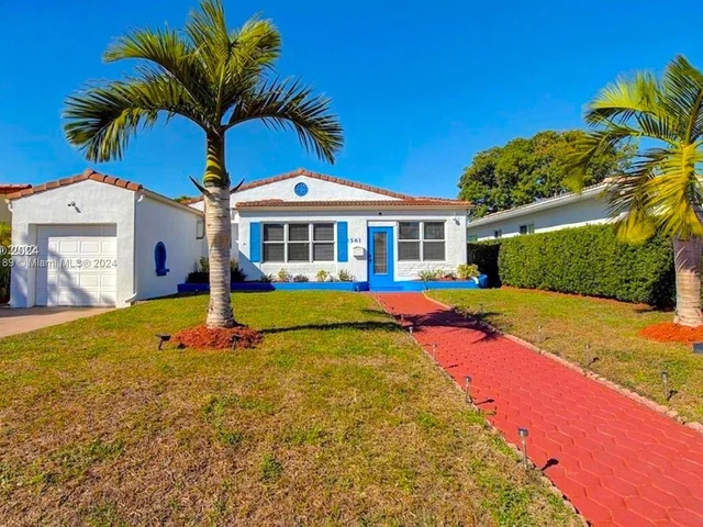 1561 71st St, Miami Beach FL 33141