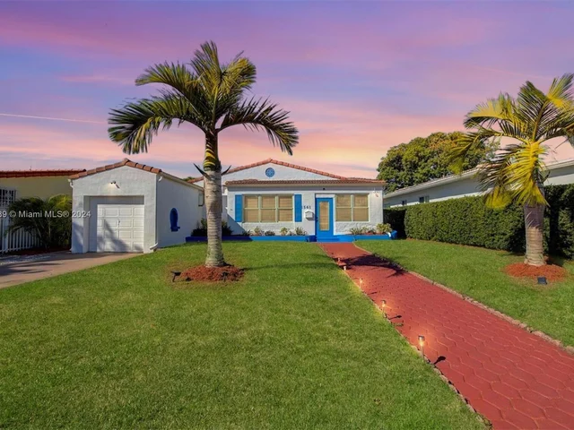 1561 71st St, Miami Beach FL 33141