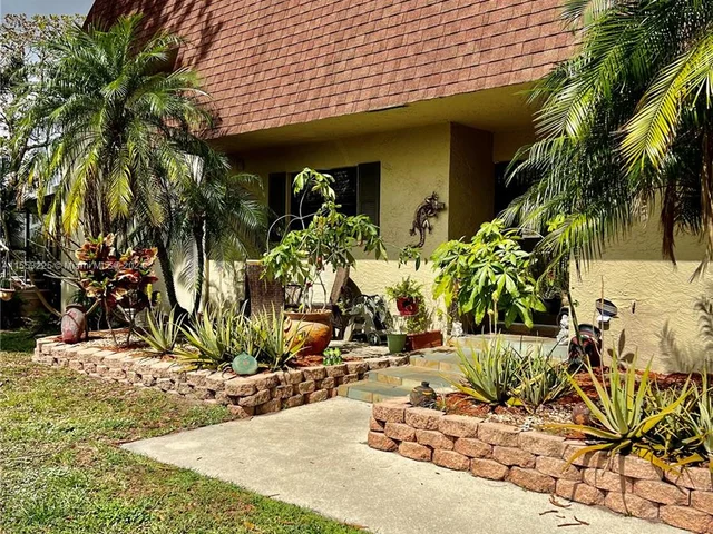 8900 Palm Tree Ln # 8900, Pembroke Pines FL 33024