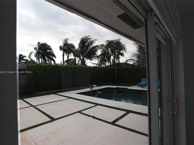 14760 SW 176th St, Miami FL 33187