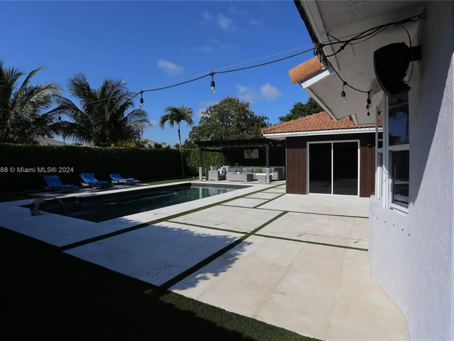 14760 SW 176th St, Miami FL 33187