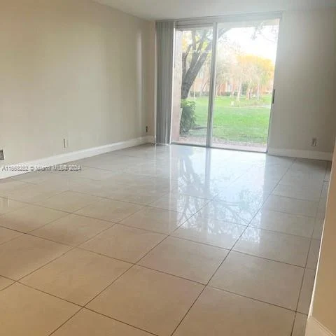 10757 Cleary Blvd # 112, Plantation FL 33324