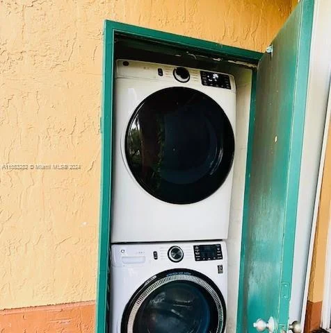 10757 Cleary Blvd # 112, Plantation FL 33324