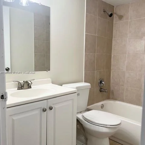 10757 Cleary Blvd # 112, Plantation FL 33324