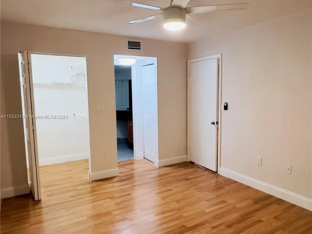 2810 N Oakland Forest Dr # 208, Oakland Park FL 33309