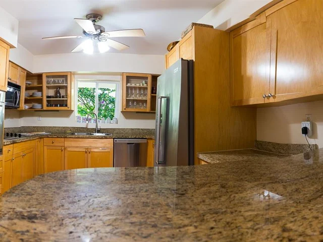 7310 SW 96th St, Pinecrest FL 33156