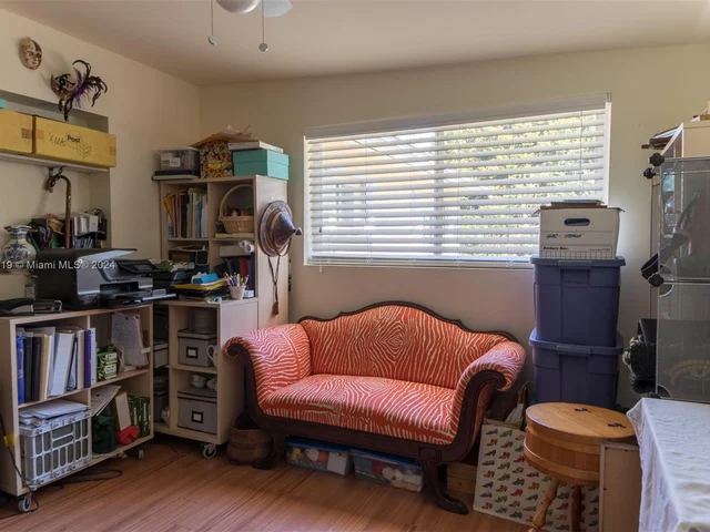 7310 SW 96th St, Pinecrest FL 33156