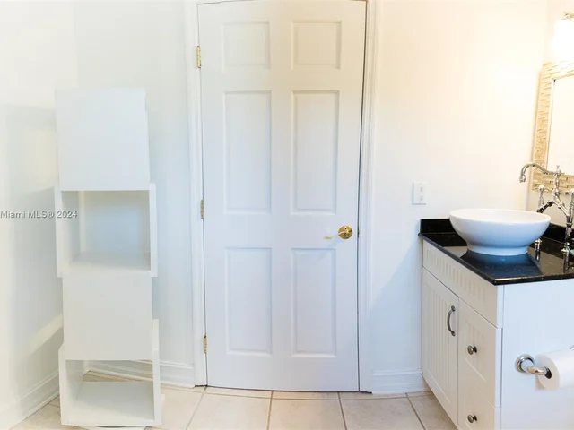 7310 SW 96th St, Pinecrest FL 33156