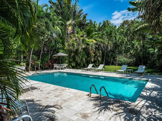 2945 Bridgeport Ave # L, Miami FL 33133