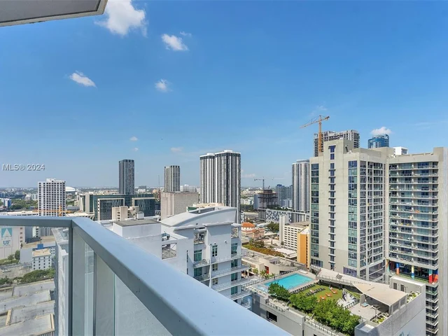 253 NE 2nd St # 2902, Miami FL 33132