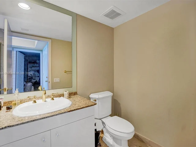 19111 Collins Ave # 2304, Sunny Isles Beach FL 33160