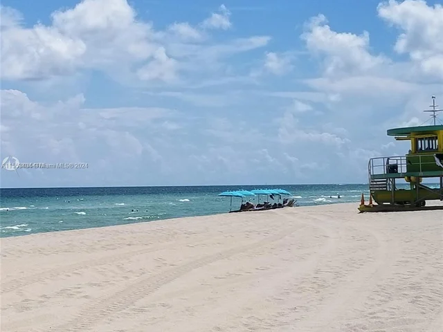 200 S Shore Dr # 8, Miami Beach FL 33141