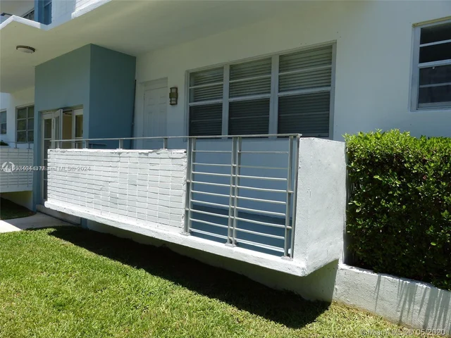 200 S Shore Dr # 8, Miami Beach FL 33141