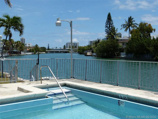 200 S Shore Dr # 8, Miami Beach FL 33141