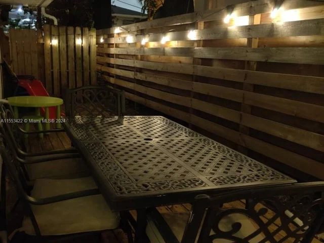 700 SE 14th Ct # 3, Fort Lauderdale FL 33316