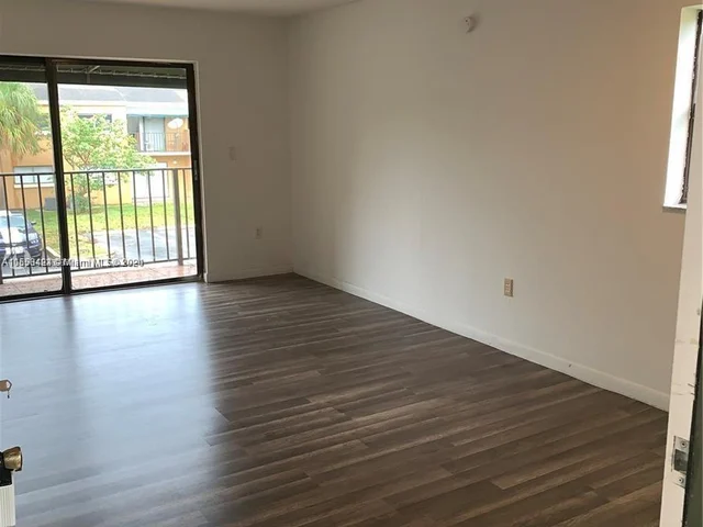7425 SW 152nd Ave # 205, Miami FL 33193