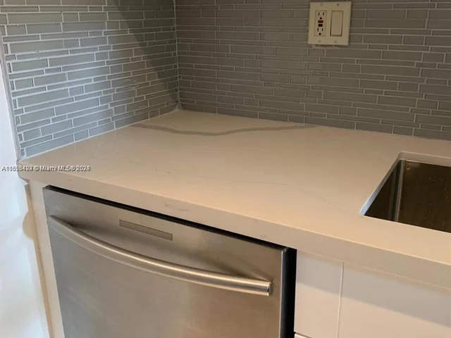 7425 SW 152nd Ave # 205, Miami FL 33193