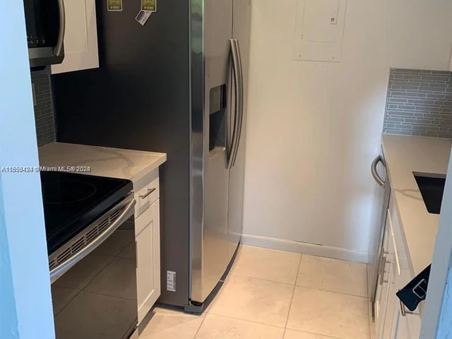 7425 SW 152nd Ave # 205, Miami FL 33193