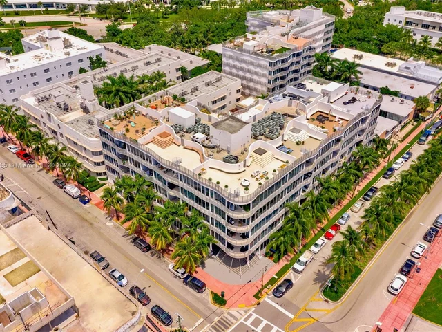 2100 Park Ave # 109, Miami Beach FL 33139