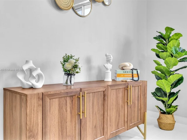 2651 NE 212th Ter # 307, Aventura FL 33180