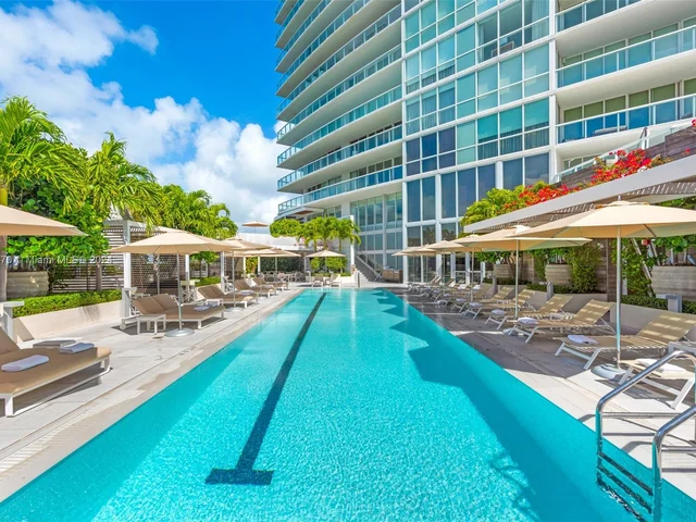 450 Alton Rd # 3010, Miami Beach FL 33139