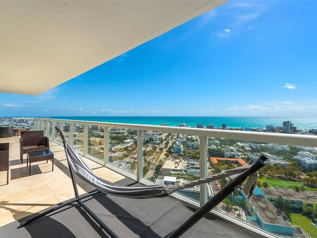 450 Alton Rd # 3010, Miami Beach FL 33139