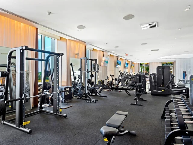 450 Alton Rd # 3010, Miami Beach FL 33139