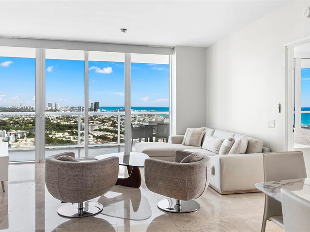 450 Alton Rd # 3010, Miami Beach FL 33139