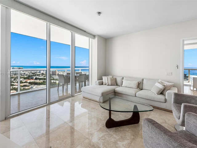 450 Alton Rd # 3010, Miami Beach FL 33139