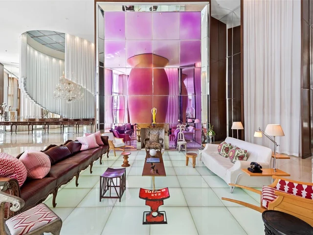 450 Alton Rd # 3010, Miami Beach FL 33139