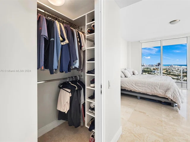 450 Alton Rd # 3010, Miami Beach FL 33139