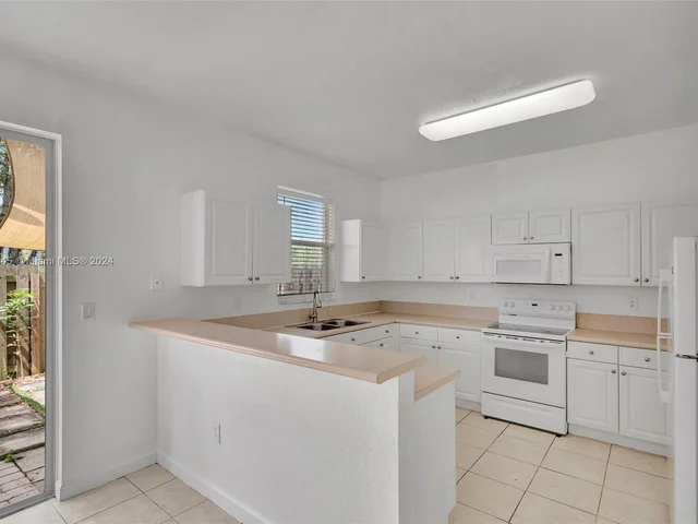 13326 SW 128th Psge, Miami FL 33186